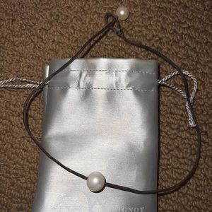 Wendy Mignot single freshwater pearl necklace